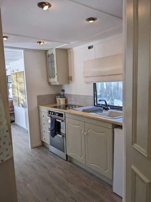 Ferny Roost Cabin. Wrexham Zewnętrze zdjęcie